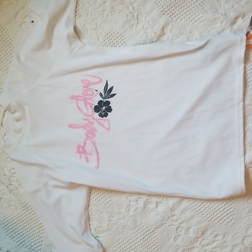 Body Glove size small rashguard